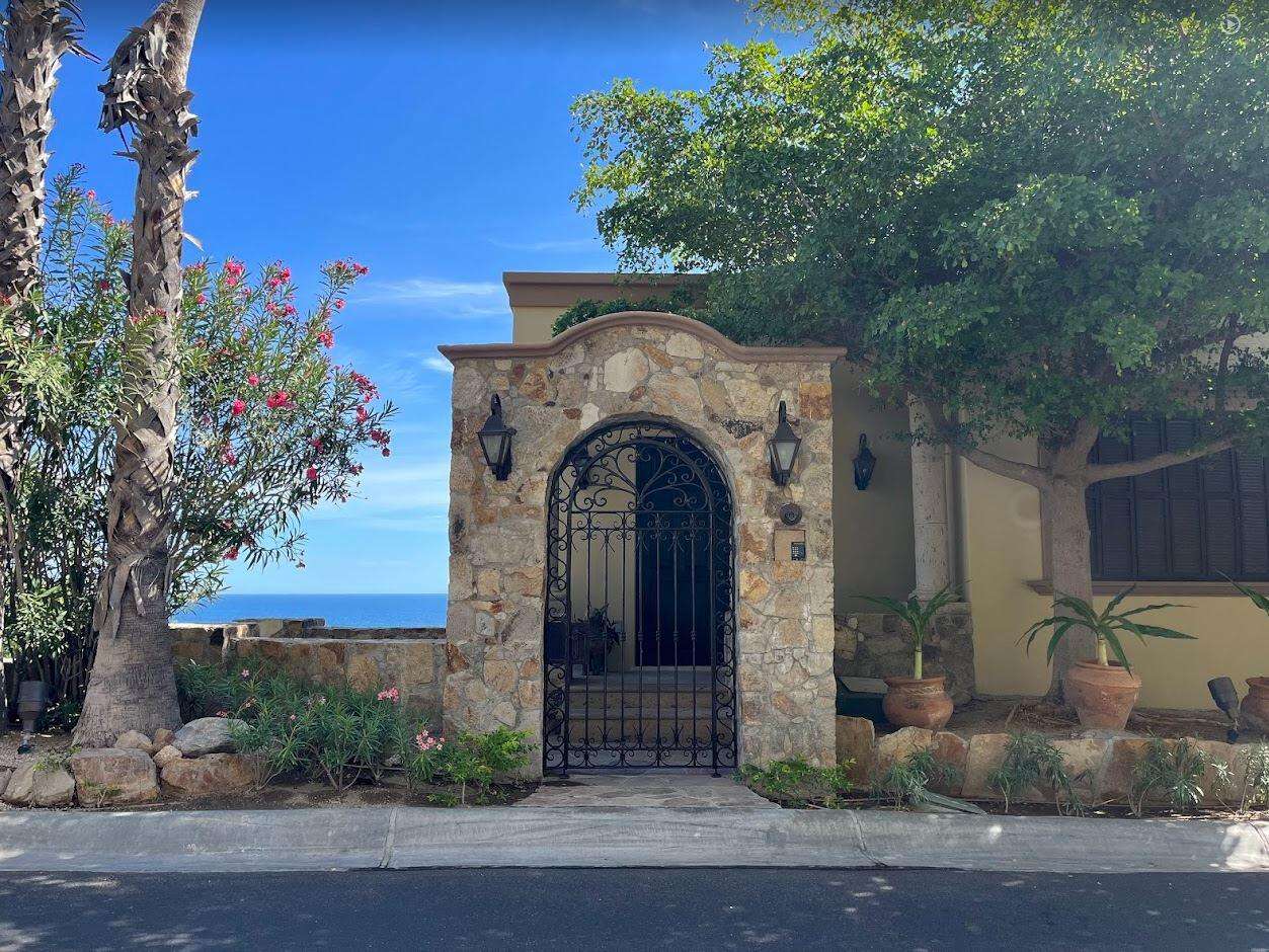 Querencia Section 1- Las Colinas An incredible opportunity in Cabo's premier private club community -- Querencia. With very limited new inventory, this nearly completed residence will be delivered fully finished by Q2 2026, offering the perfect alternative to a multi- for sale